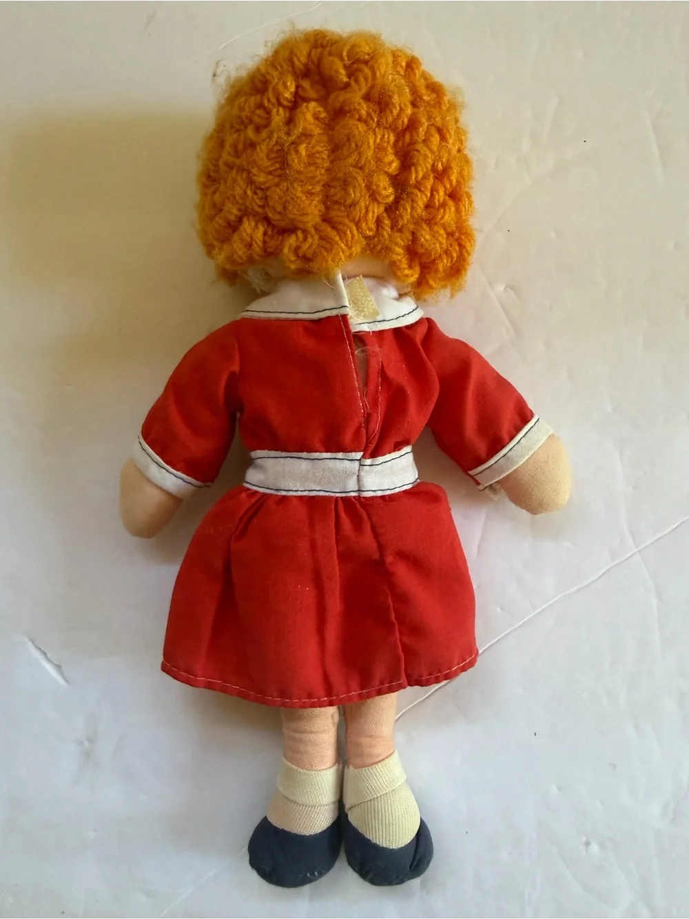 Vintage Knickerbocker Little Orphan Annie Plush Doll W/ Dog Sandy in Pocket 1977